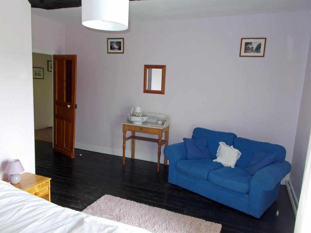 Le Grand Pont Bed & Breakfast Estry Exterior photo